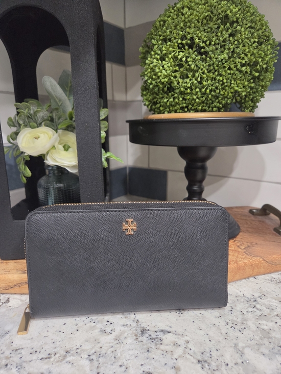 Tory Burch Handbags - Tory Burch Black Saffiano Zip-Around Wallet